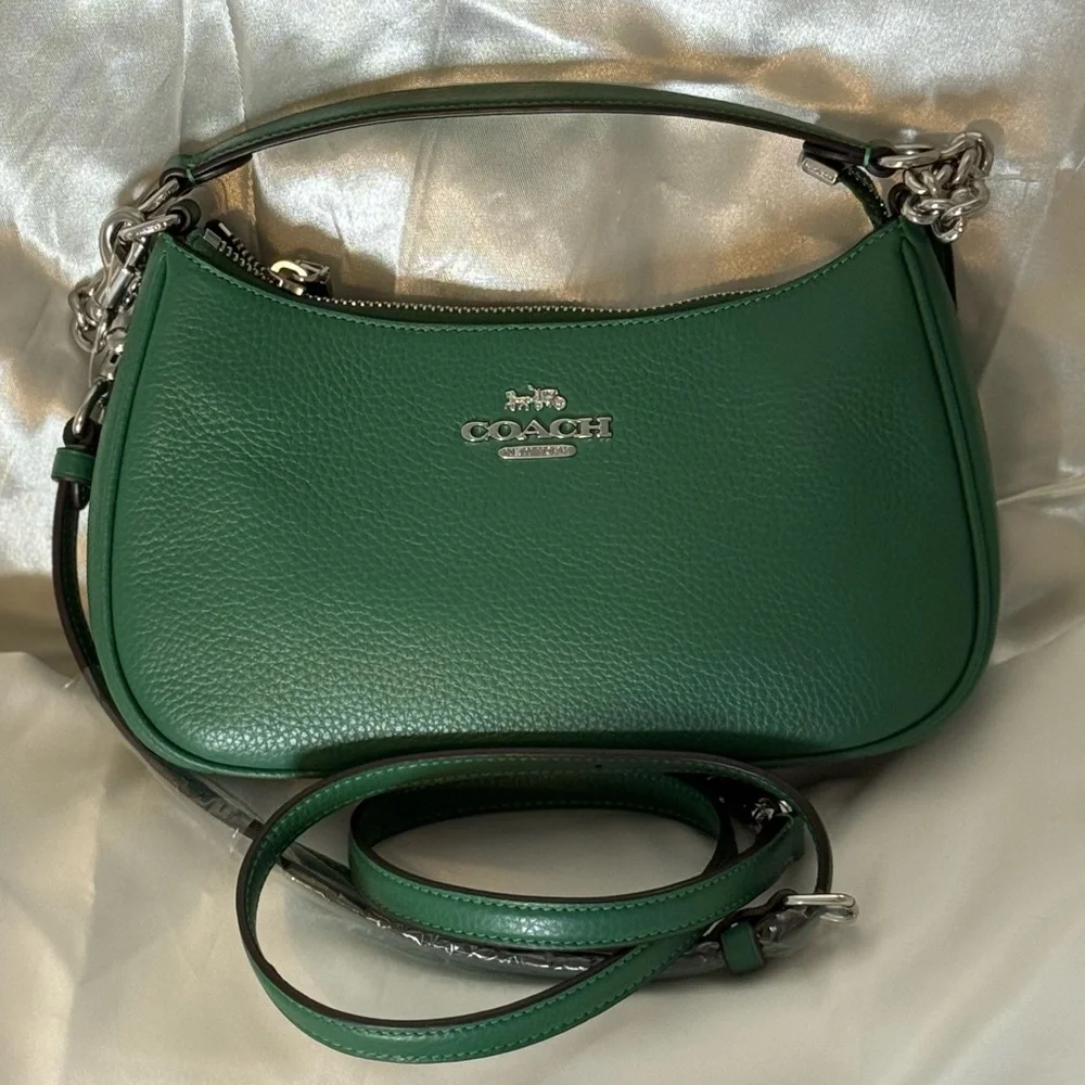 💚Coach NEW Teri Beautiful Emerald Green Leather Shoulder Bag with crossbody💚 - Picture 5 of 10